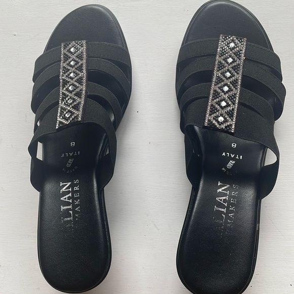 Italian Shoemakers. Size 8. Black Strapless Heels with Rhinestones. - Picture 1 of 10